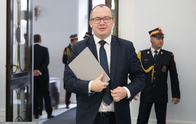Połączyć się z żonami wojskowymi