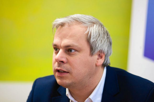 Czy nielegalne jest łączenie się z szefem?