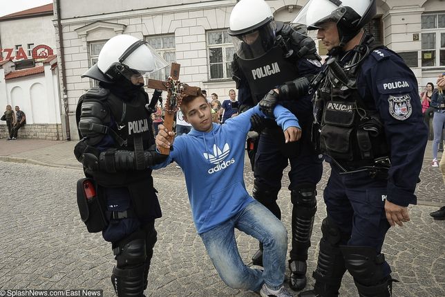 15-letni chłopiec z 13-latkiem