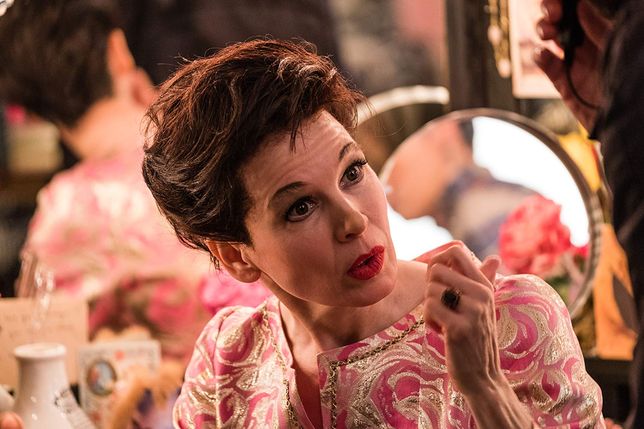 Renée Zellweger jako Judy Garland podzieliła krytyków