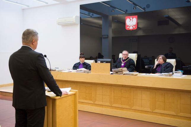 Frankowicz wygrał w sądzie rekordową kwotę od banku. Na fot. jedna z podobnych spraw tocząca się w Łodzi.