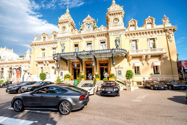 [Obrazek: monte-carlo.jpg]