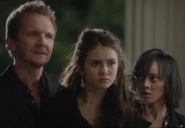 Damon i Elena z randek wampirów