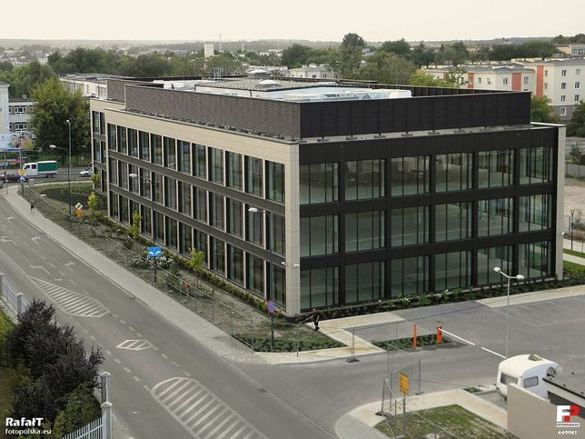 [Obrazek: Radom_office_park.jpg]