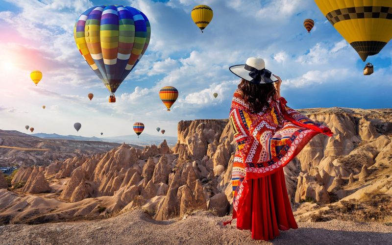 Szeroka oferta wycieczek lokalnych i atrakcji na całym świecie