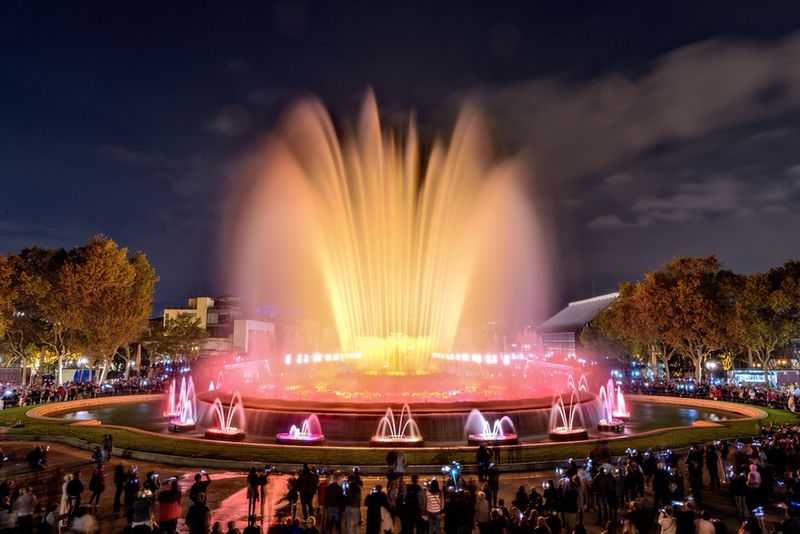 Pokaz świetlny fontann Montjuic
