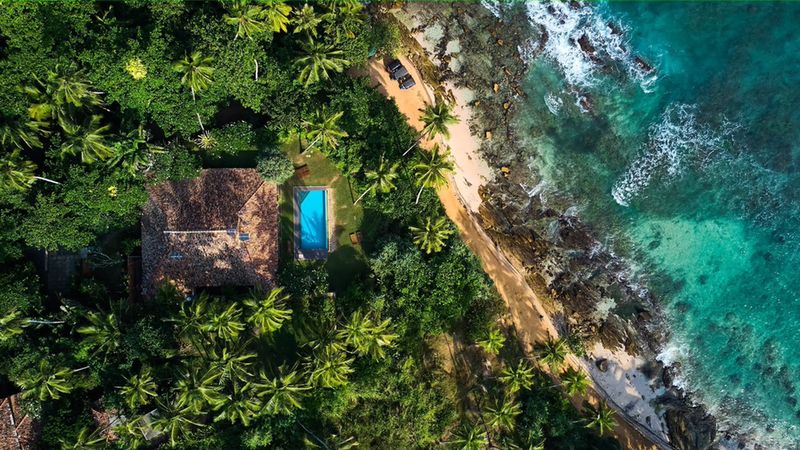 Hiriketiya beach z góry