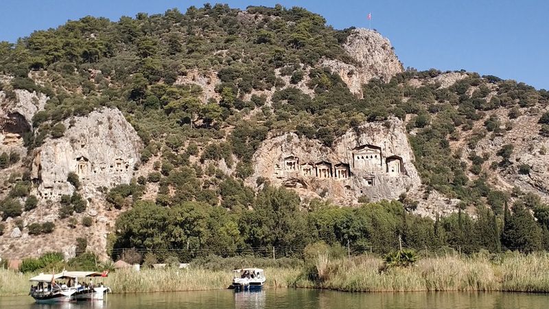 Grobowce w skale, Turcja