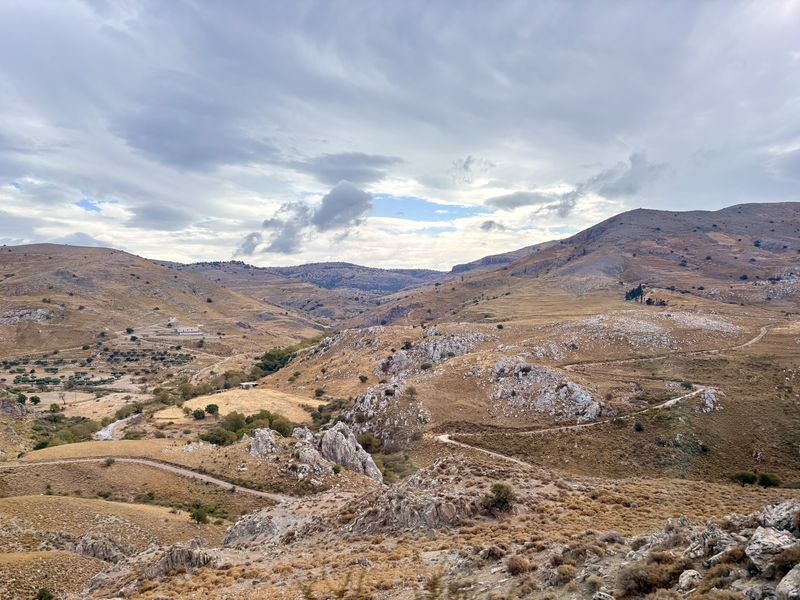 Górskie widoki na Lesbos