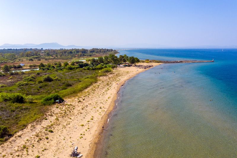 Plaża przy miejscowości Lefkimmi