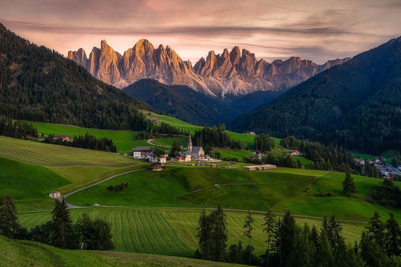Dolomity.