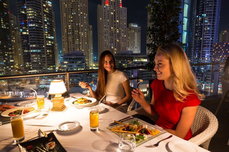 W restauracji w Dubaju