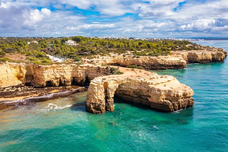 Algarve i wybrzeże z jasnymi klifami