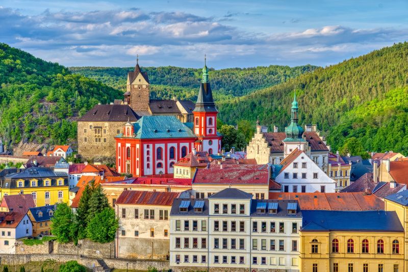 Widok na Loket, historyczne miasto w Czechach