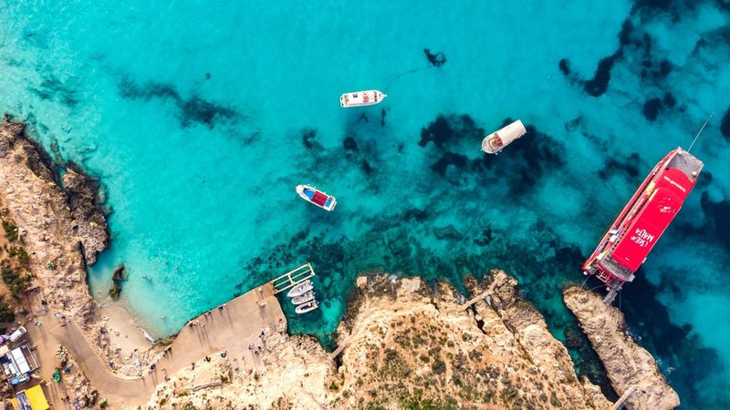 Błękitna Laguna Comino