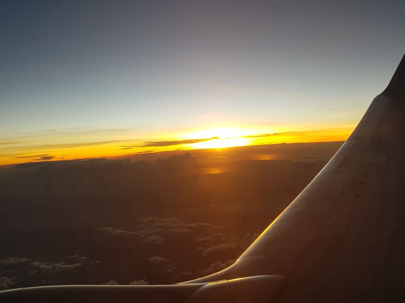 Zachód słońca - widok z samolotu