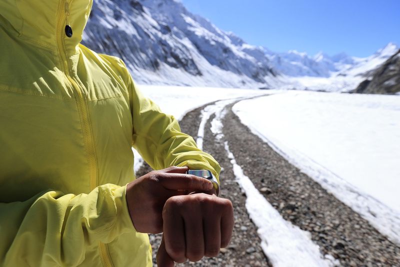 Smartwatch idealny prezent dla aktywnego podróżnika