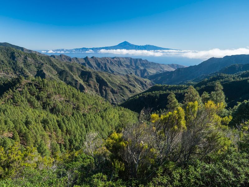 La Gomera z widokiem na wulkan Teide na Teneryfie