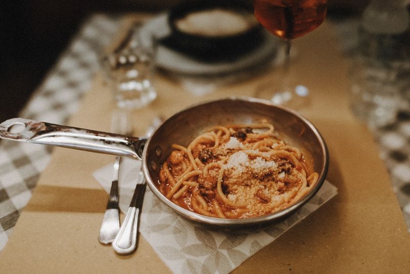 Włoskie danie pasta amatriciana