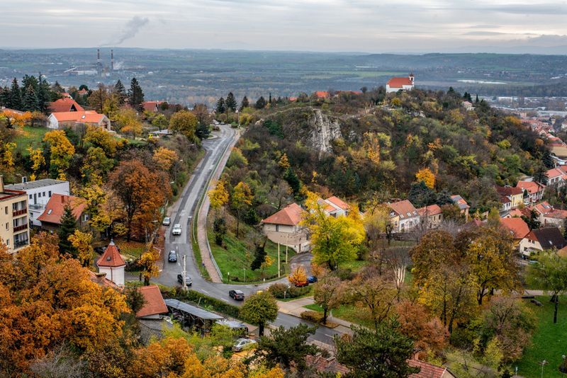 Góra Mecsek w Peczu, krajobraz Węgier jesienią
