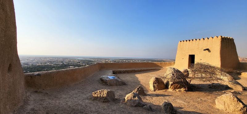 Ze szczytu Fortu  Dhayah roztacza się niepowtarzalny widok
