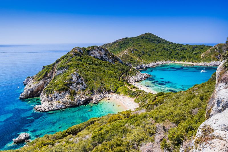 Porto Timoni jedna z najpiękniejszych plaż na Korfu z góry