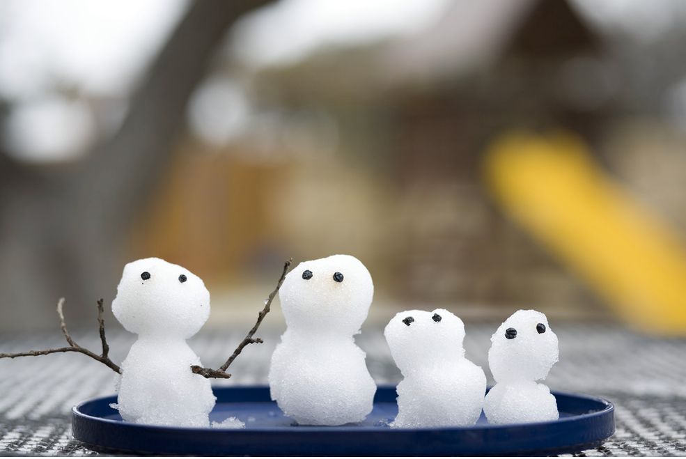 Snowmen family in TX