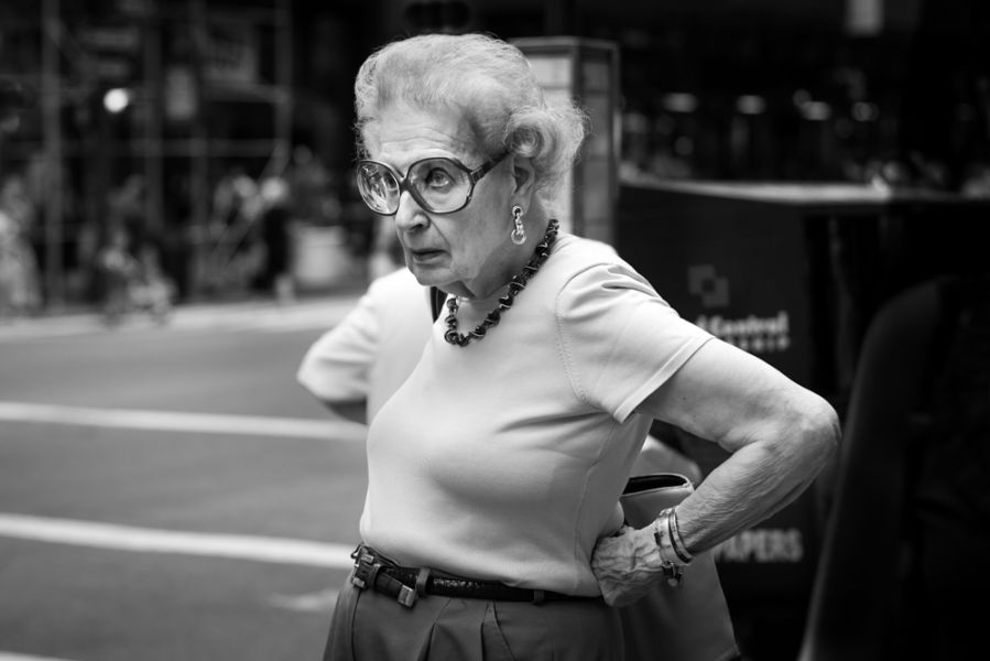 #6 W drugiej kategorii - Street Photo - oceniano zdjęcia niepozowane, które przedstawiały unikalne momenty. Fotografie niekoniecznie muszą powstać na ulicy. Chodzi o spostrzegawczość, refleks i wyobraźnię © Edyta Leszczak - laureatka 3. Leica Street Fashion
