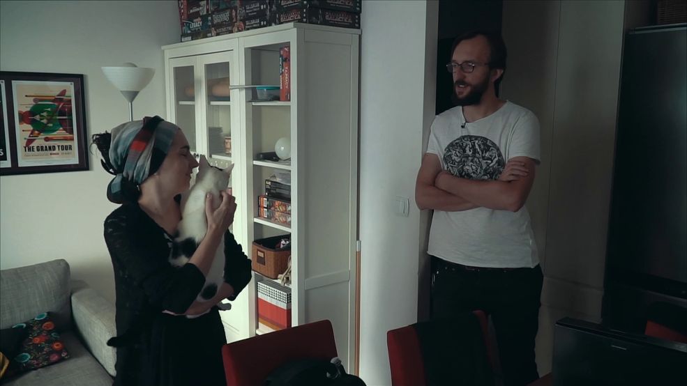 Najbliższe pokazy:
26.04.2018, g. 19:00 - OH-KINO, Wrocław
09.05.2018 - Kino Szkolne PWSFTviT, Łódź
12.05.2018, g. 22:00 - Pyrkon, Poznań
22.05.2018 - Digital Dragons, Kraków
Pod koniec maja film pojawi się na Steamie oraz Amazon Video.