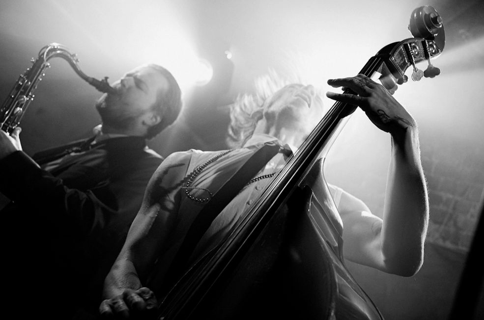 To dopiero trzecia edycja konkurs fotograficznego Jazz World Photo 2016. Mimo to poziom prac jest całkiem wysoki. Co ciekawe, zdecydowana większość zdjęć jest wykonanych w czerni i bieli, co jest dosyć charakterystyczne dla fotografii ukazującej koncerty jazzowe.