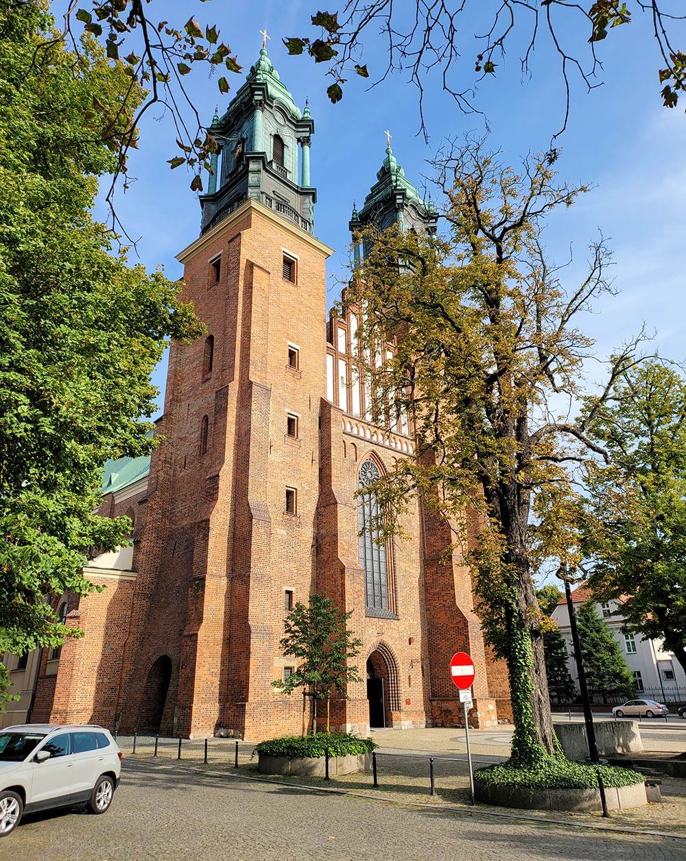 aparat tylny, podstawowy (kliknij zdjęcie, by je powiększyć)