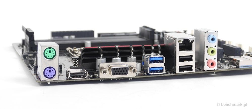 ASUS B85M-Gamer - tylny panel