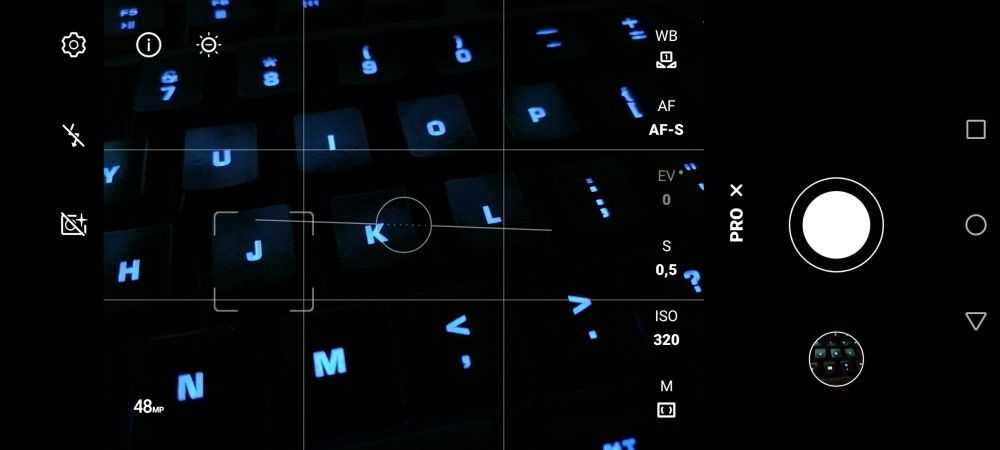 Funkcje w trybie Pro w aparacie Huawei