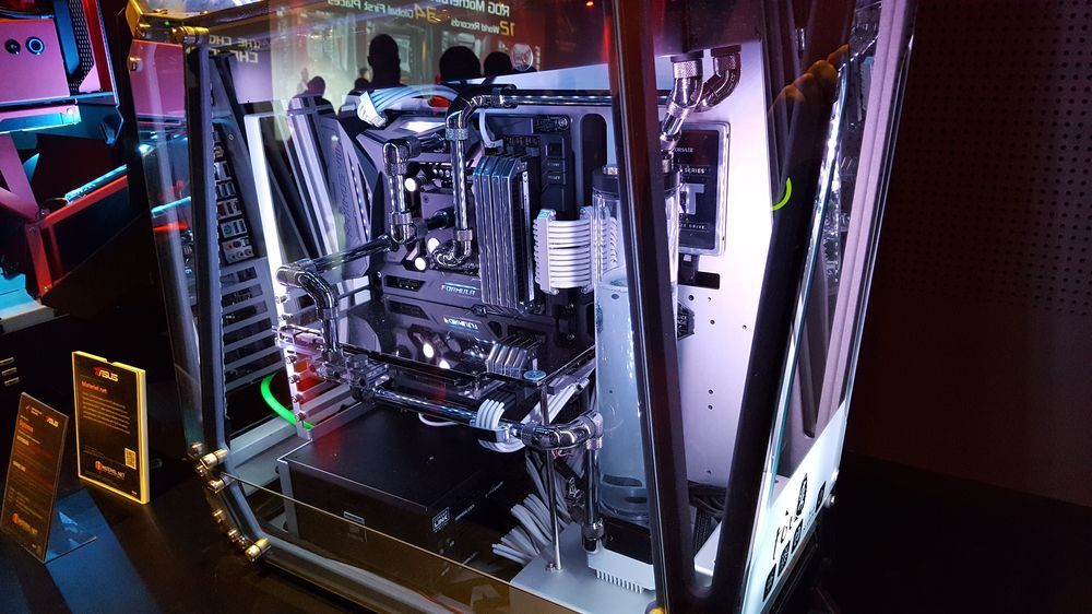 ASUS komputer