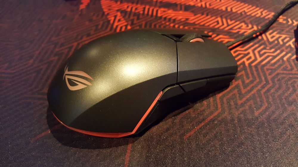ASUS ROG Pugio