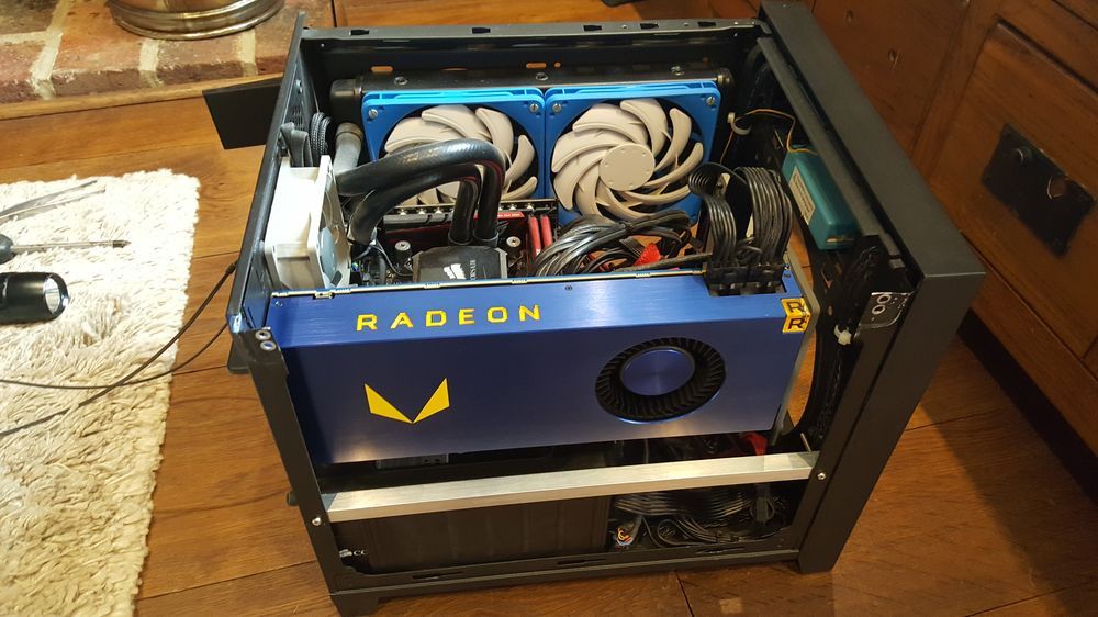 AMD Radeon Vega Frontier Edition