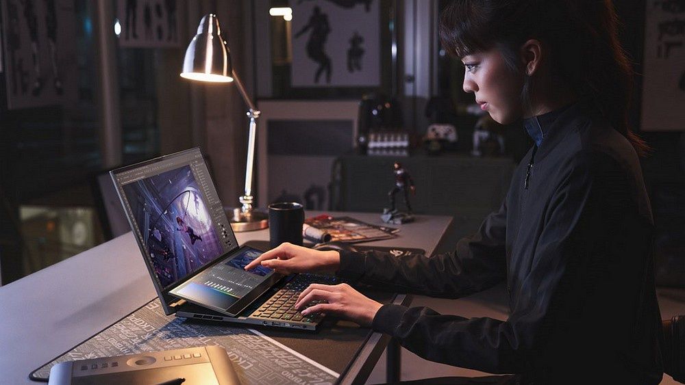 ASUS ROG Zephyrus Duo 16