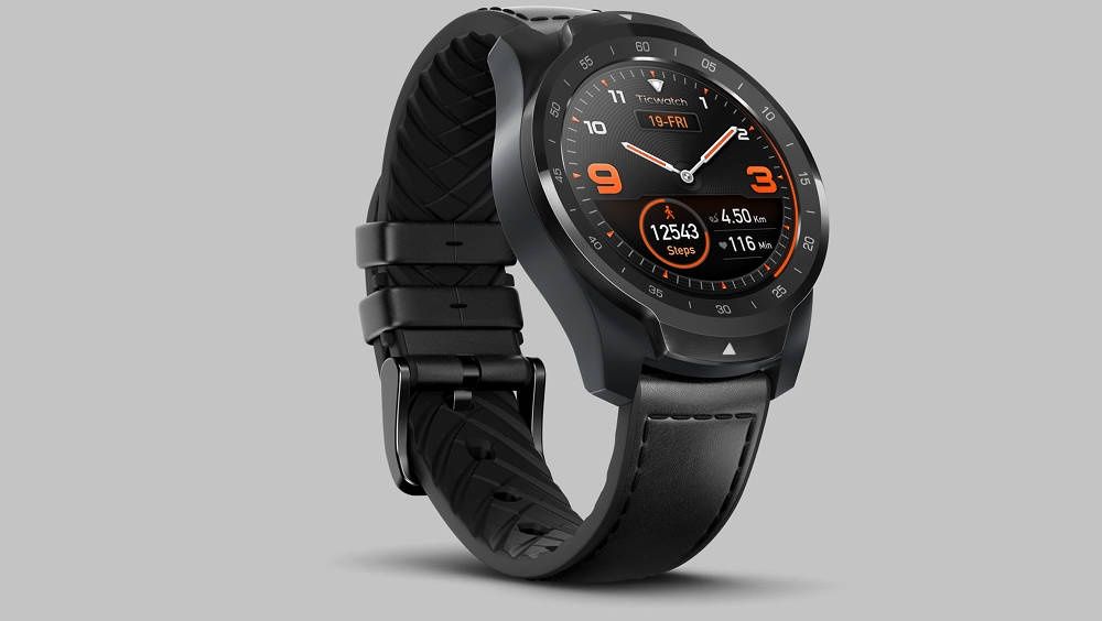 TicWatch Pro (2020) smartwatch