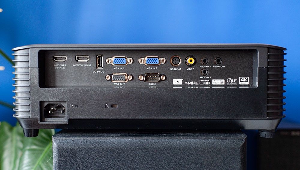 Acer Nitro G550 - porty i złącza