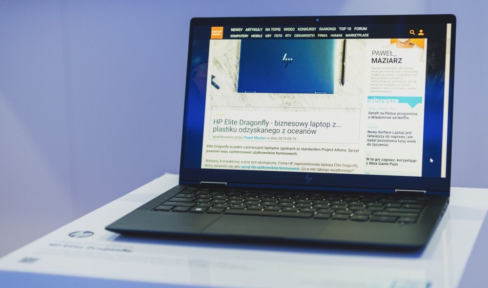 HP Elite Dragonfly - wyświetlacz