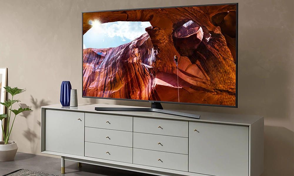 Samsung RU7 TV