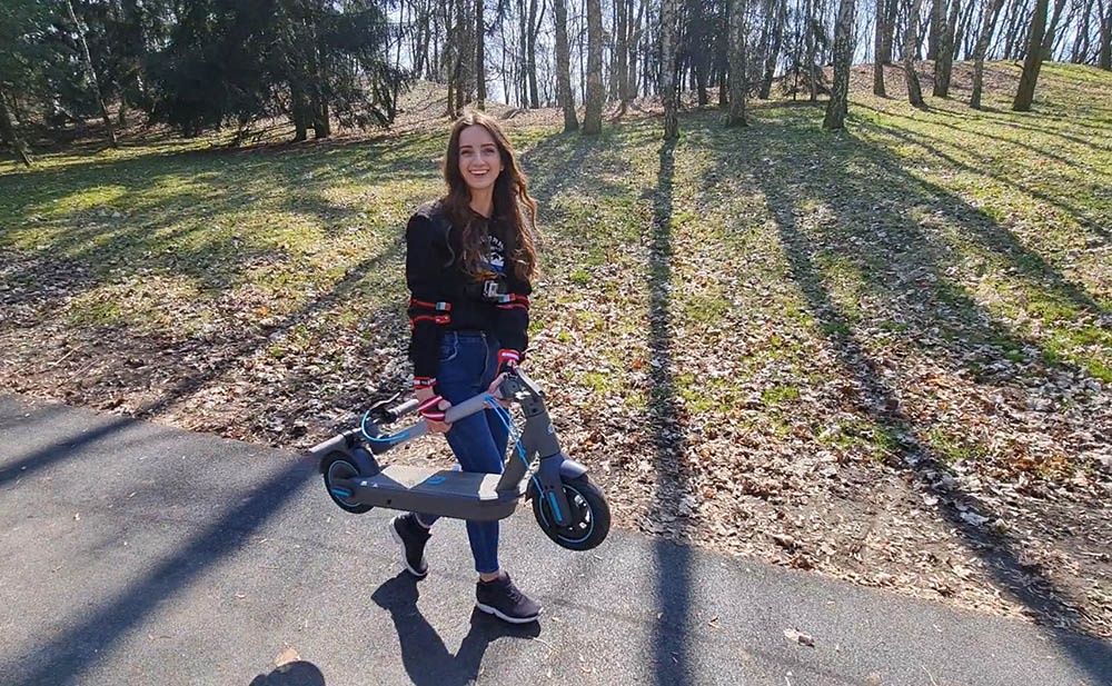 Motus Scooty 10