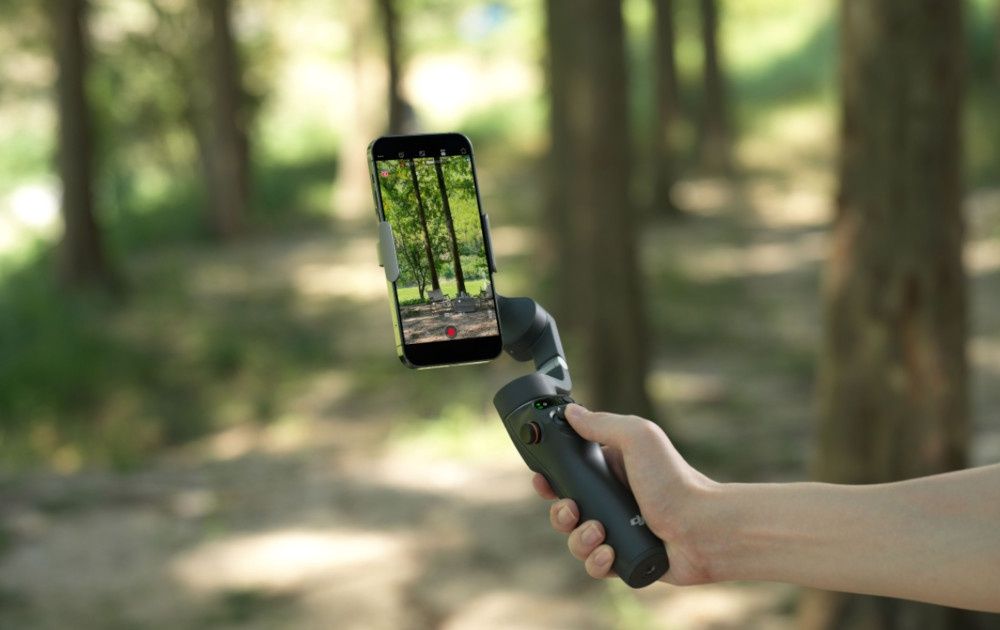 DJI Osmo Mobile 6 gimbal