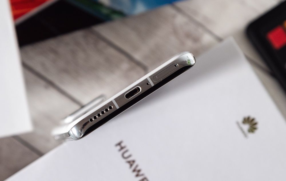 Huawei P40 Pro Plus złącza