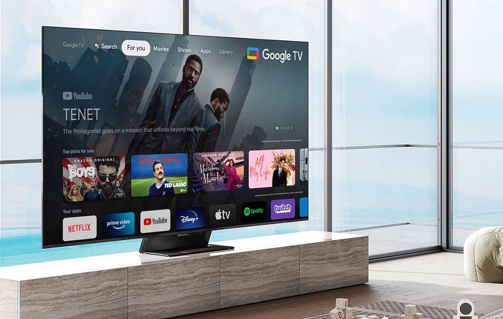 TCL C83