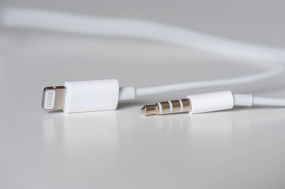 Lightning vs mini jack 3,5 mm