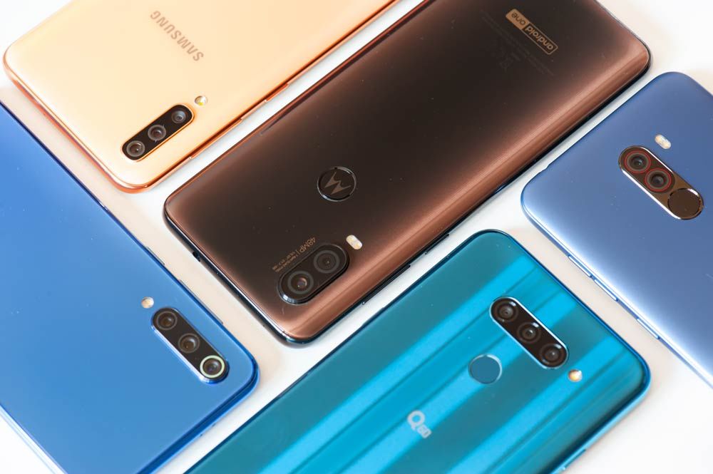 aparat w telefonie za 1500 zł - porównanie smartfonów