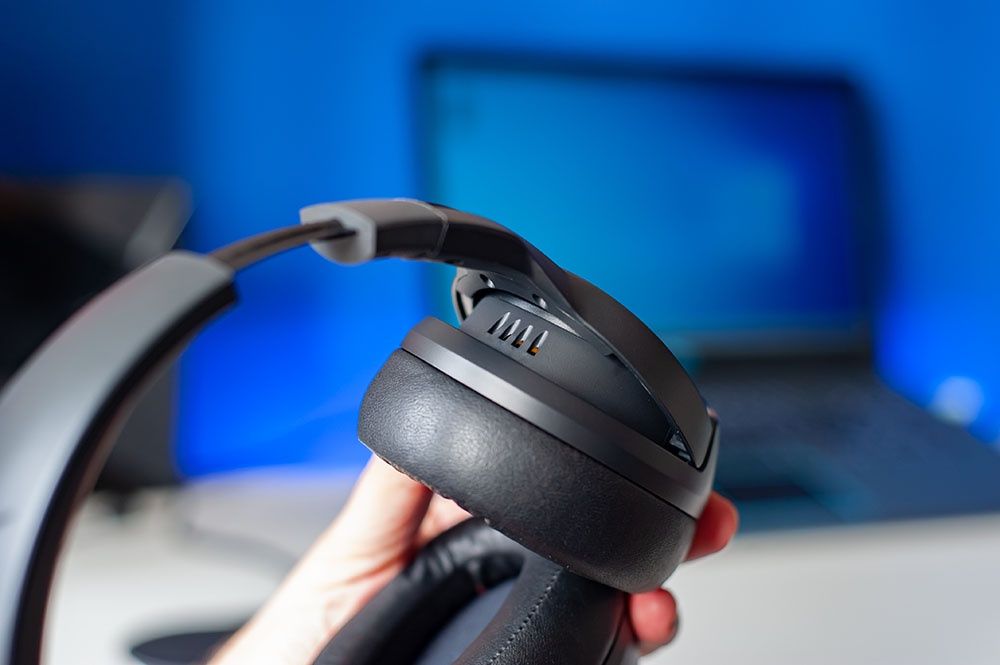 HyperX Cloud Flight S - otwory wentylacyjne