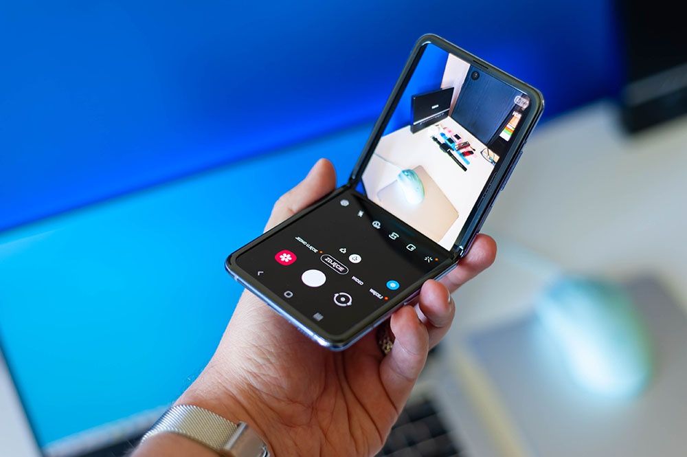 Samsung Galaxy Z Flip to dobry składany smartfon