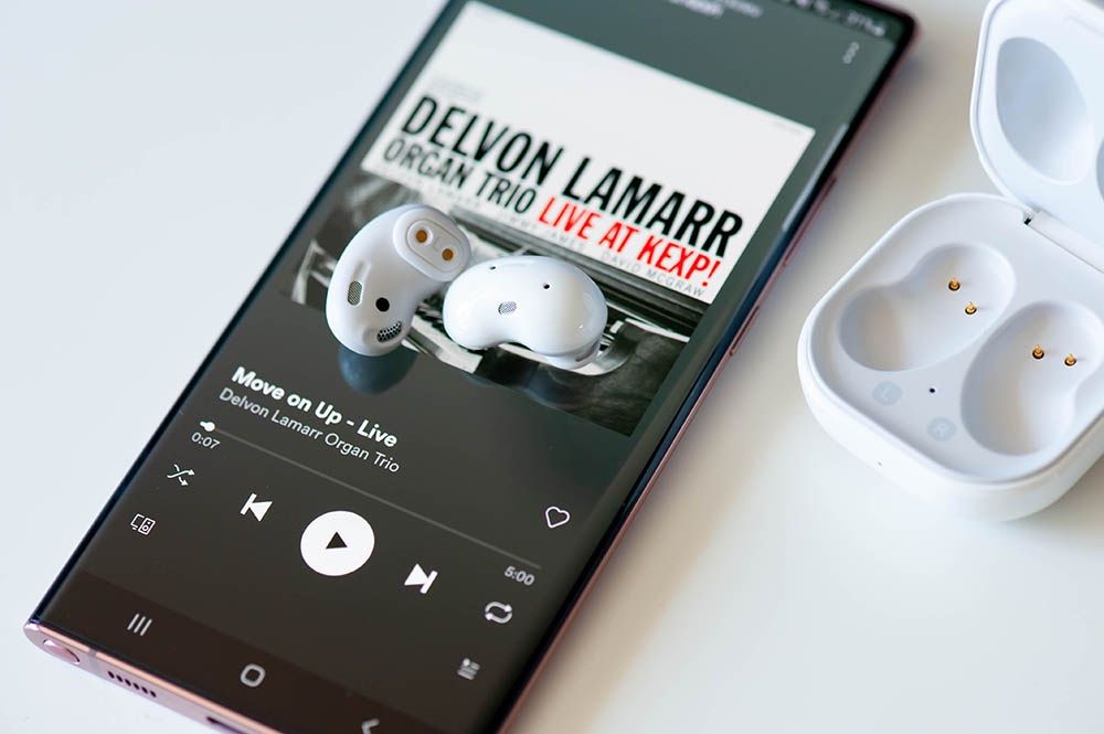 Samsung Galaxy Buds Live - recenzja